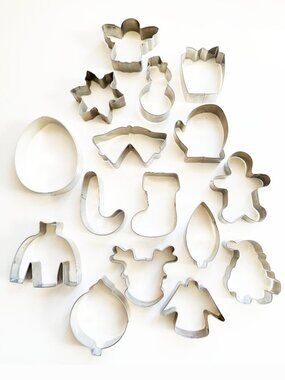 Ann Clark Christmas / Winter Cookie Cutter Set of 16 NEW